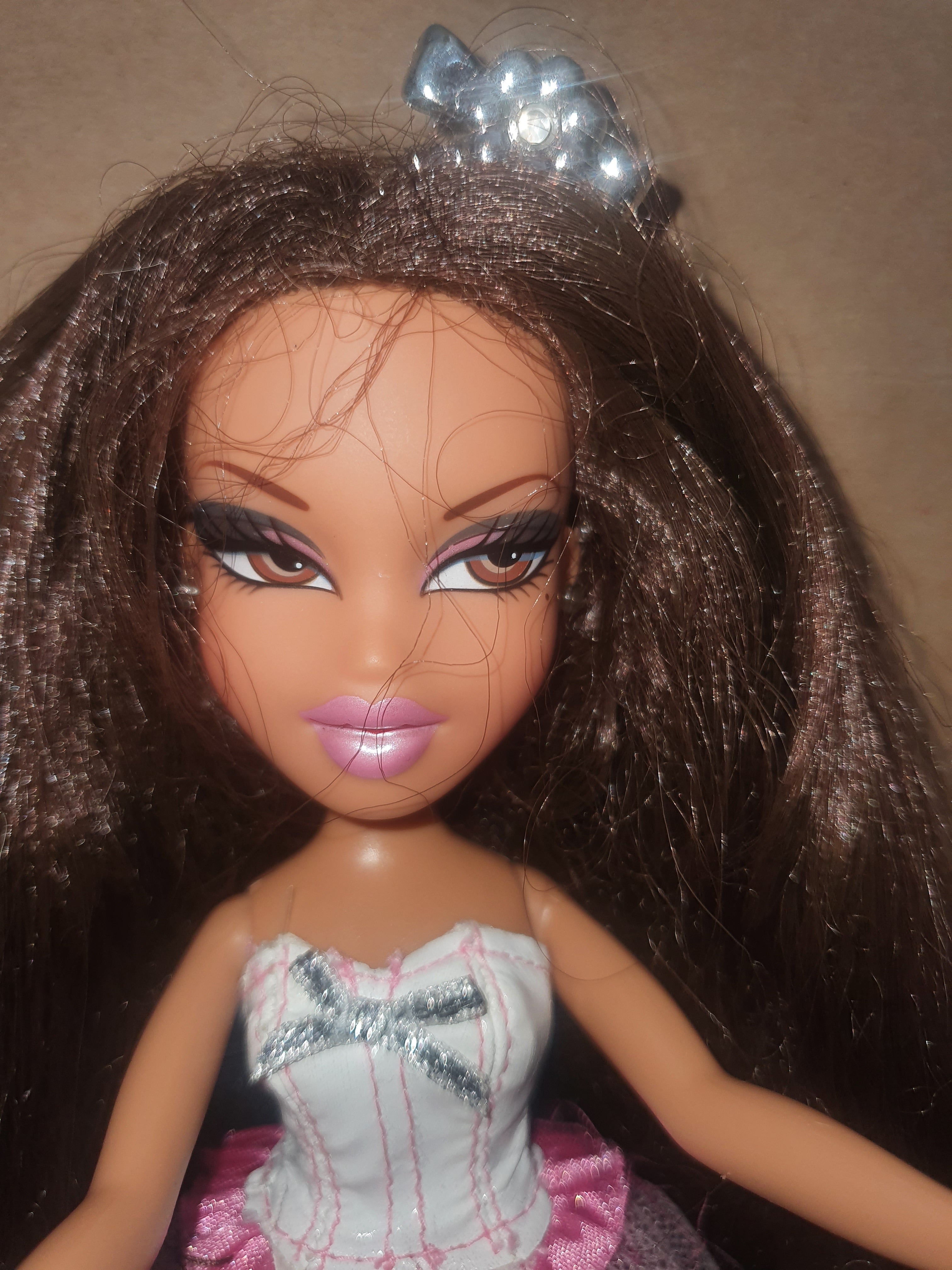 Bratz Yasmin Funk 'N' Glow