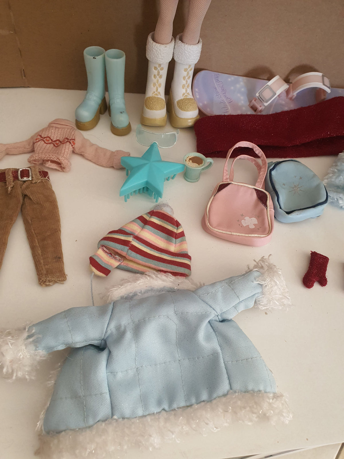 Bratz Cloe Wintertime – Poupée + vêtements & accessoires