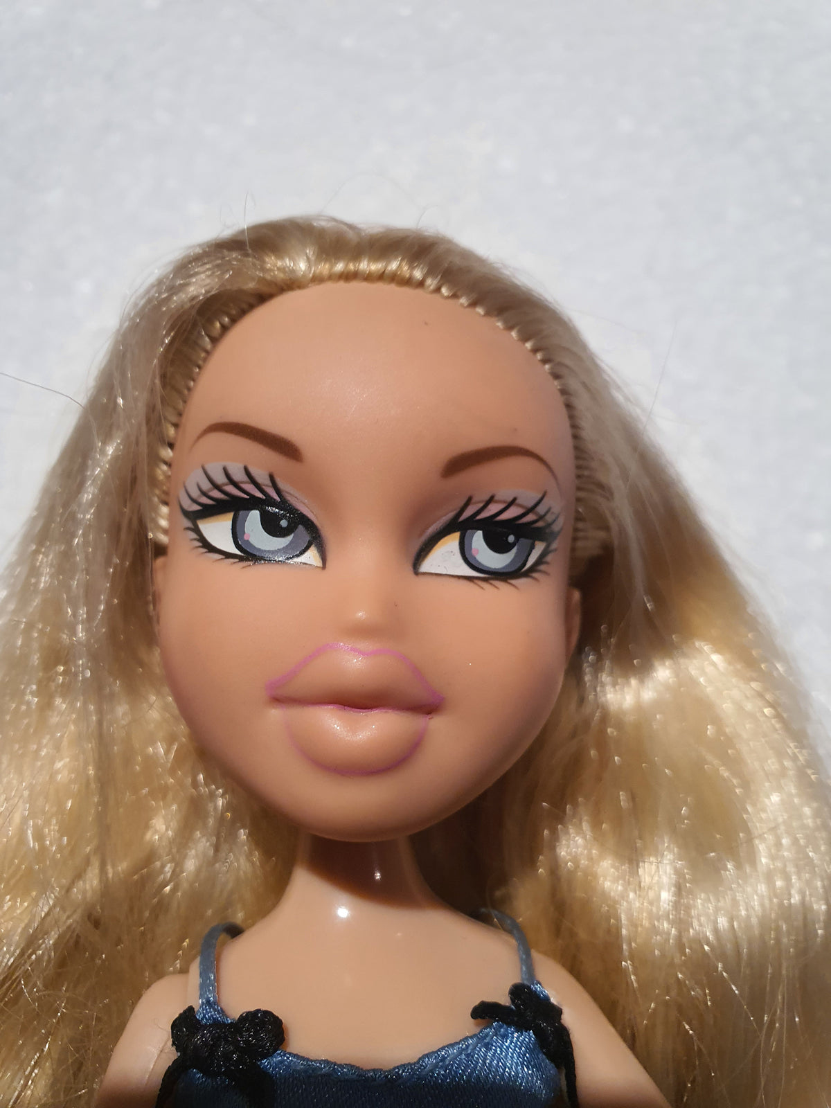 Bratz cloe sleep over mga