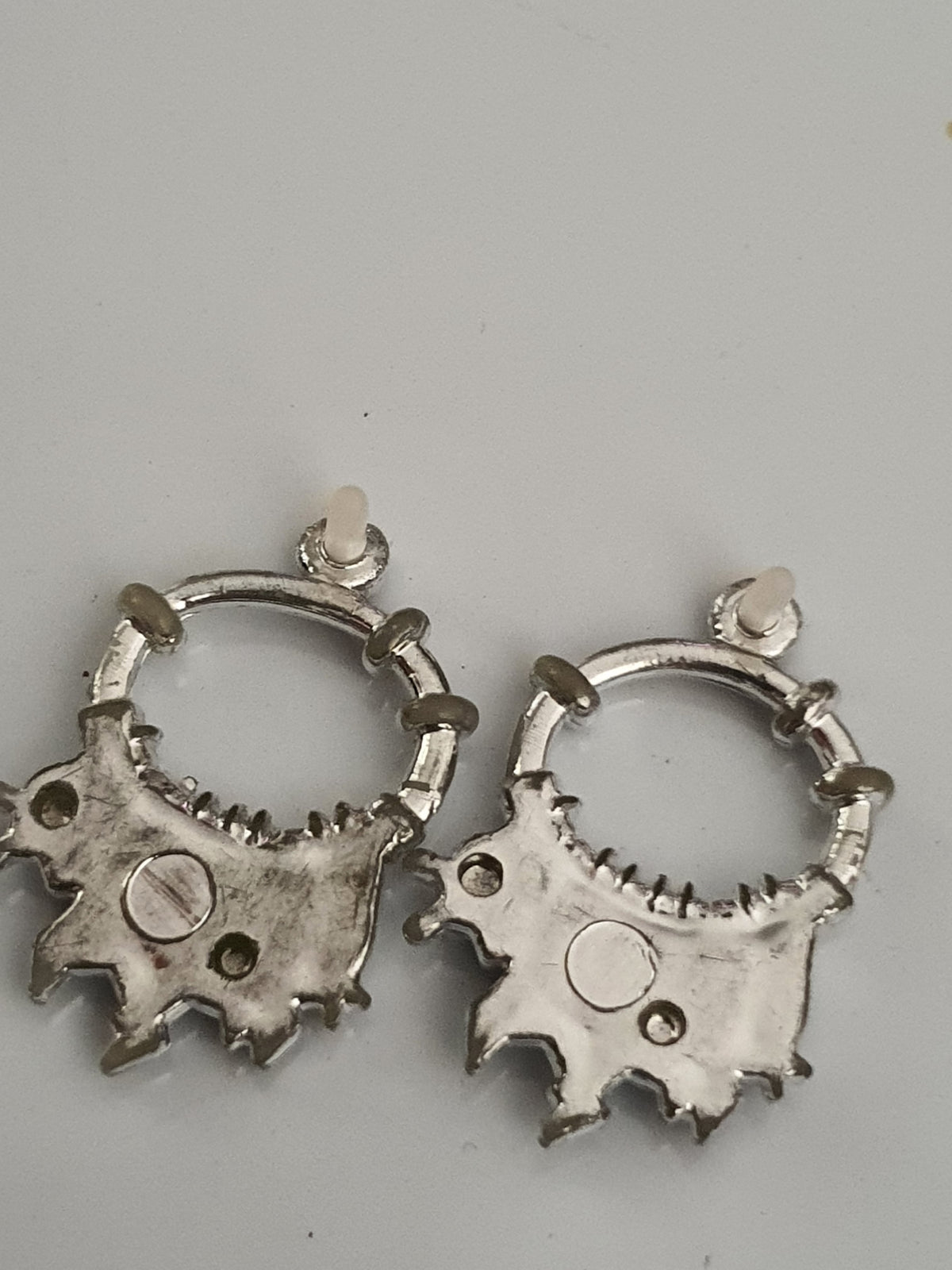 Bratz dinamite paire de boucles d oreilles