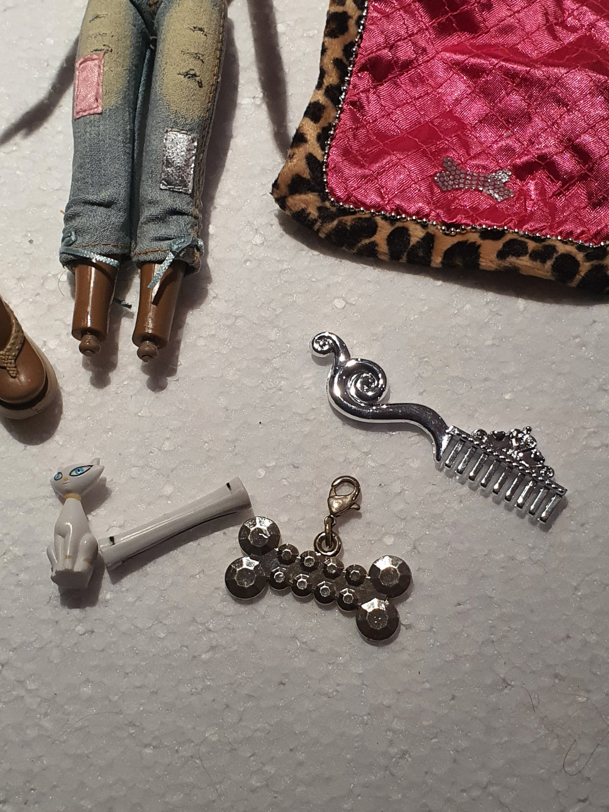 Bratz Sasha Pampered Pupz + accessoires