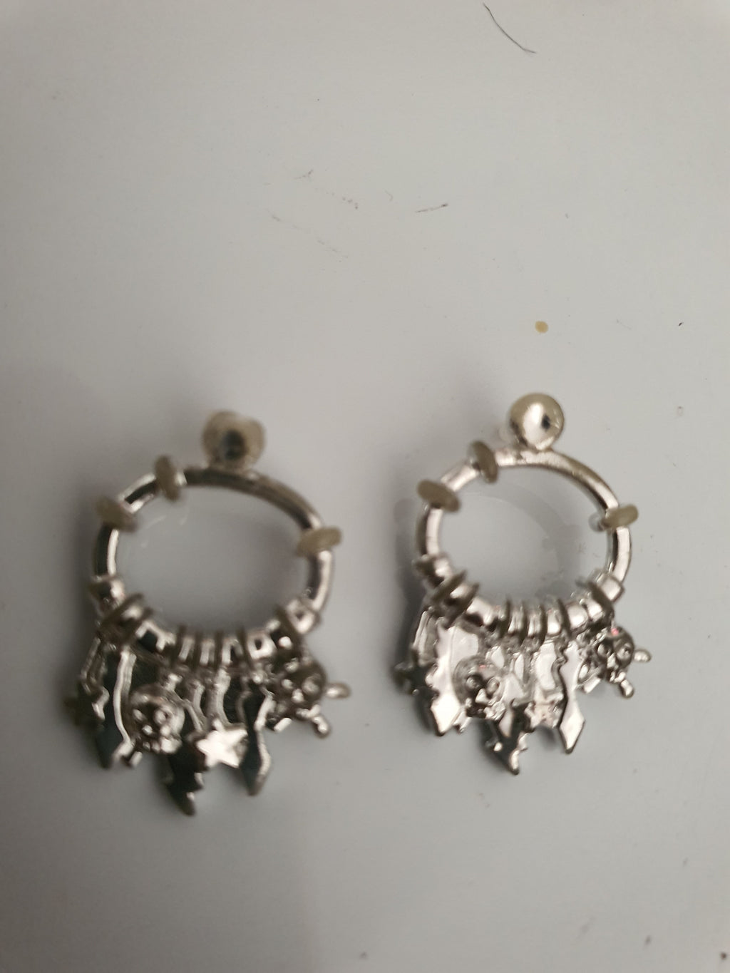 Bratz dinamite paire de boucles d oreilles