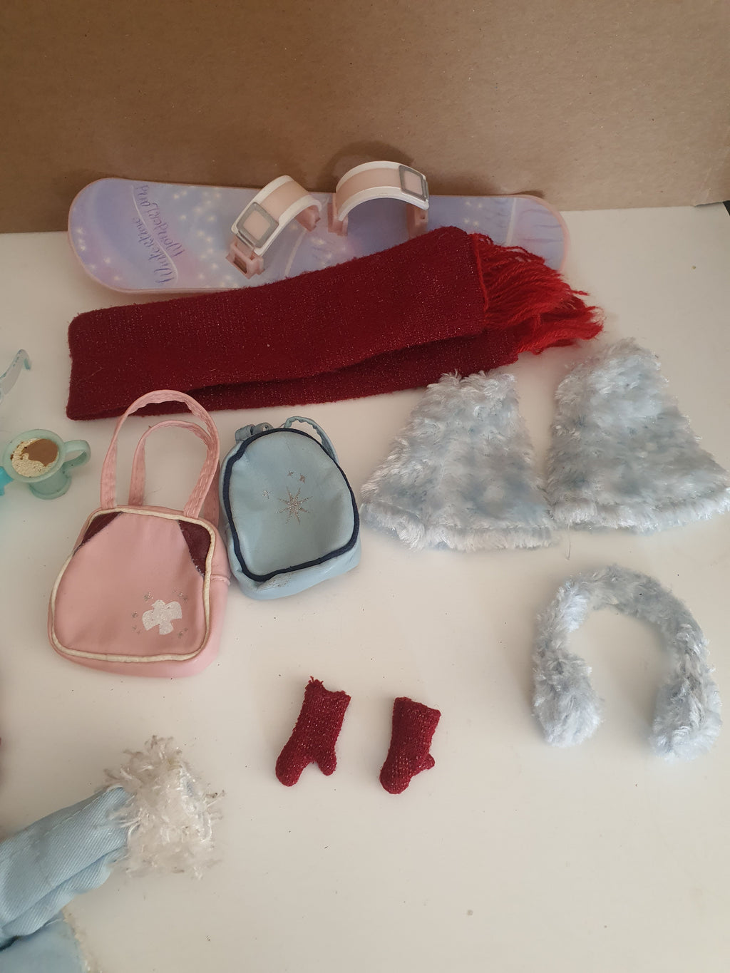 Bratz Cloe Wintertime – Poupée + vêtements & accessoires
