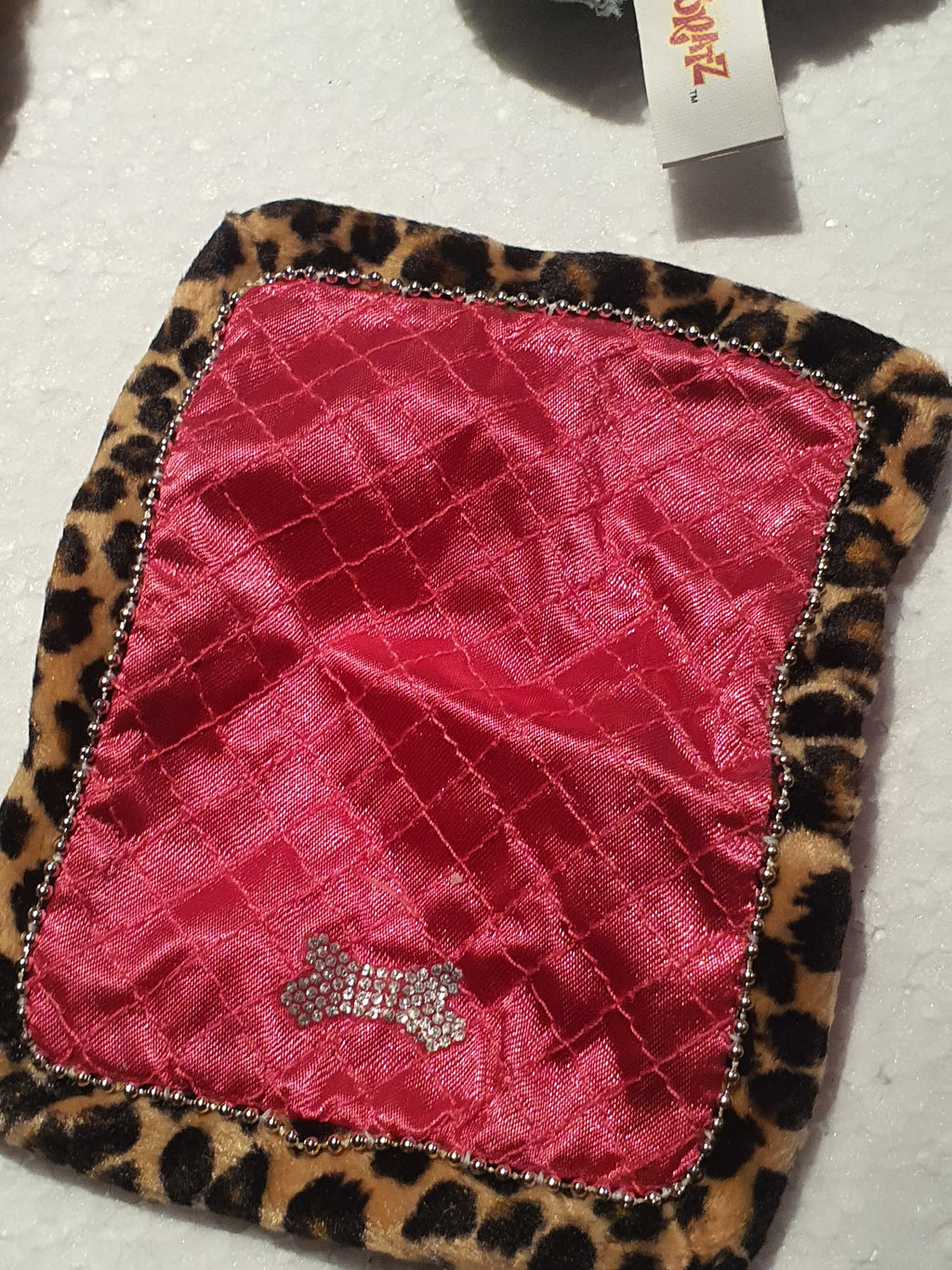 Bratz Sasha Pampered Pupz + accessoires